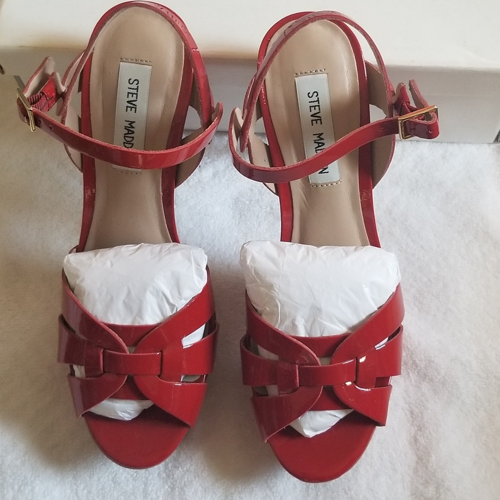 Red Patent ! Steve Madden